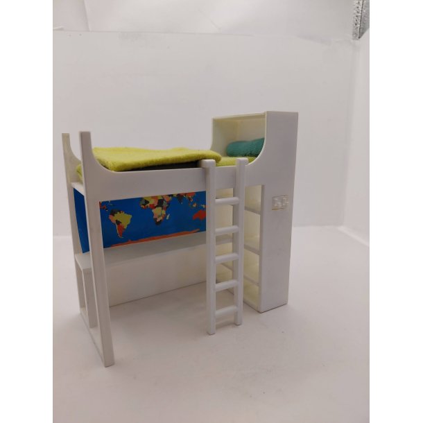 K�jeseng med skrivebord i plastik og senget�j. Lundby (brugt)