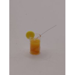 Drink/glas i glad med juice, appelsin skive og suger�r.  (nyt)
