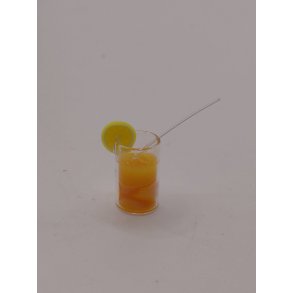 Drink/glas i glad med juice, appelsin skive og suger�r.  (nyt)