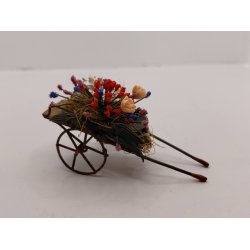 Lille vogn med blomster dekoration (brugt/som ny)