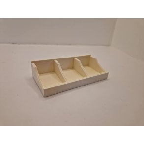 Hylde med 3 rum I umalet tr (ny)