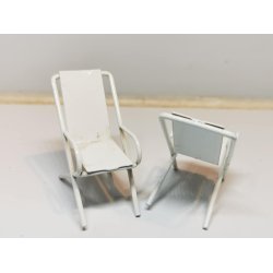 Stol i metal scala 1:24 (brugt)