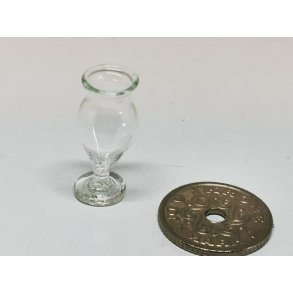 Vase i mundblst glas (ny)