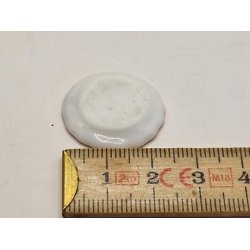 Tallerken med mnster og guldkant (2,4 cm)(brugt)