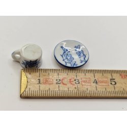 Kop og tallerken I porceln (brugte)