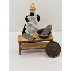 Rivejern/vaskebrt i metal (antik)