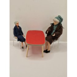 Bord i plastik (brugt)