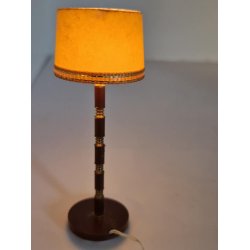 Gulv lampe med Lundby stik (brugt)