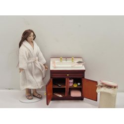 Hndspejl og brste i plastik (brugt)