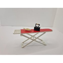 Strygejern og varmeplade i metal (brugt/som nyt)