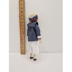 Dukke til dukkehus scala 1:12 (brugt)