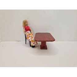 Bord i tr (hndlavet)