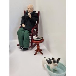 Hund (Mops) i plastik (brugt)