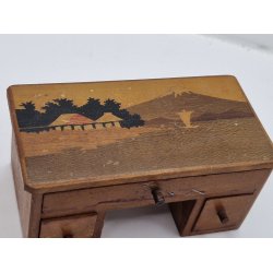 Skrivebord i tr (vintage)