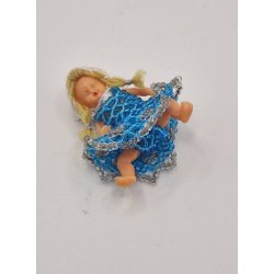 Dukke i plastik med perle kjole (vintage) 5 cm