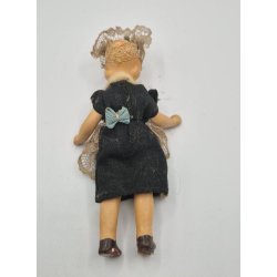 Stuepige dukke i porceln (antik) 9,5 cm