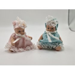 Baby dukke i porceln (brugt/som ny)