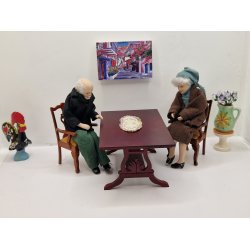 Spisebordsstol i tr med karry gul velour sde (brugt)