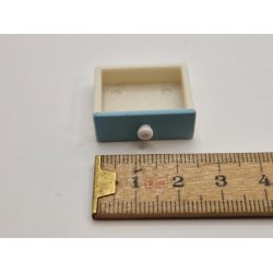 Skuffe i plastik (brugt)