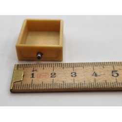 Skuffe i plastik (brugt)