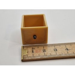 Skuffe i plastik (brugt)