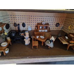 Kkken anretter bord med indhold (vintage fra 1928)