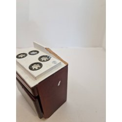 Komfur i tr (DEFEKT)