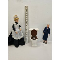 Toilet i tr (brugt/som nyt)