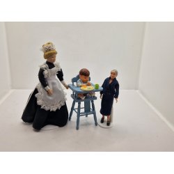 Tallerken med mad i plastik (brugt)