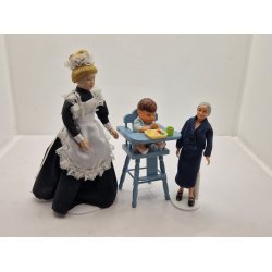 Tallerken med mad i plastik (brugt)