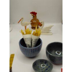 Fich and chips i avis. Frost design (delvis hndlavet)