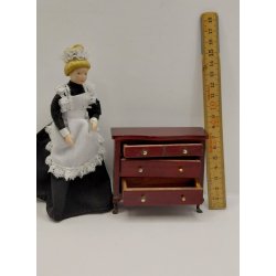 Kommode i tr� (brugt)