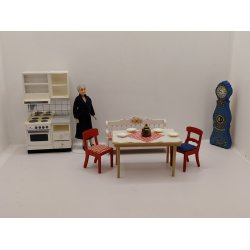 Spisebordsstol i tr. Lundby (vintage)