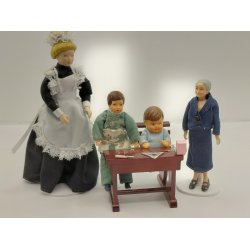 Dukke. Caco (brugt/som ny)