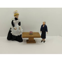 Urtepotte i metal med lyser�de roser (vintage)