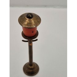 Gadelampe af gamle mnter (gammel)