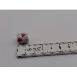 1 stk krus med hjerter i porcel�n (brugt) 1:12