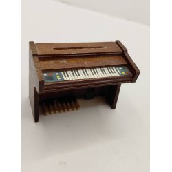 Orgel i tr�. Lundby (vintage/defekt)