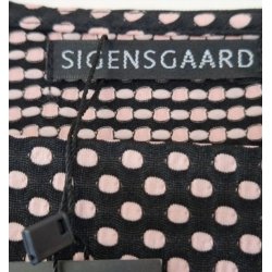 Brun kjole med lyser�de prikker (ny) M�rke: Stigensgaar