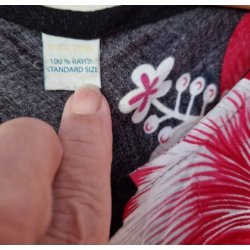 Sort kjole med blomster one size (brugt)