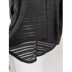 Bluse med flagermus �rmer  (brugt/lidt defekt) str 42