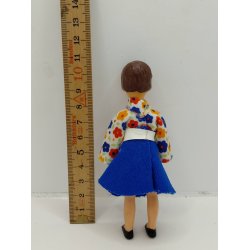 Ari dukke (vintage) 10,5 cm