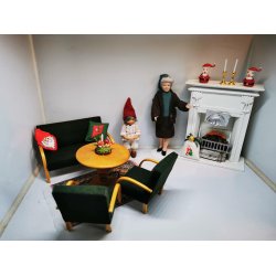 Mrkegrn lnestol til dukkehus scala 1:12 (hndlavet)