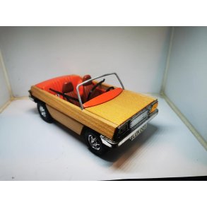 Lundby bil i tr (brugt)