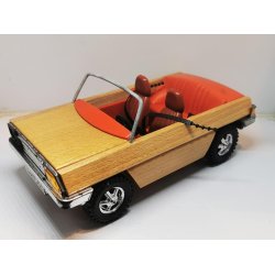 Lundby bil i tr (brugt)