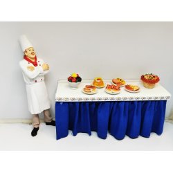 Kkkenchef i resin til dukkehus scala 1:12 (ny)