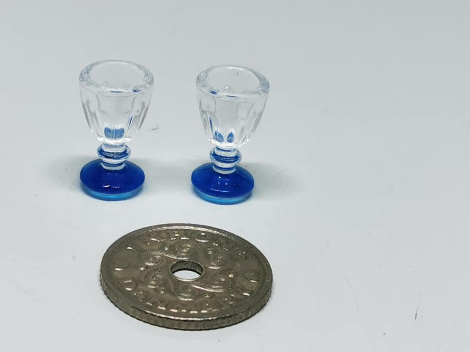 Rejse vand blomsten Måling 2 glas på blå fod i plastik - Glas i alle størreser - Frost miniature