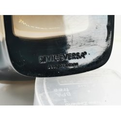 Stol Viceversa design by momou