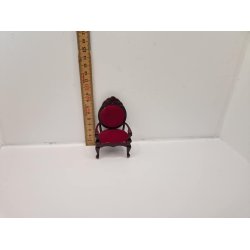 Spisebordsstol til dukkehus scala 1:12 (brugt)