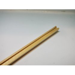 Buet U liste i umalet tr (ny) 